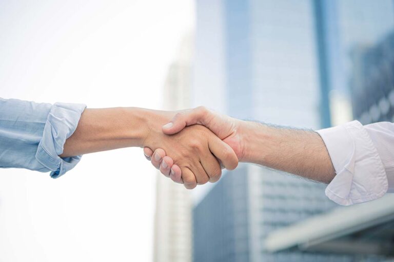 Focusing on Experience When Choosing an Interior Designer: The Key to Harmony